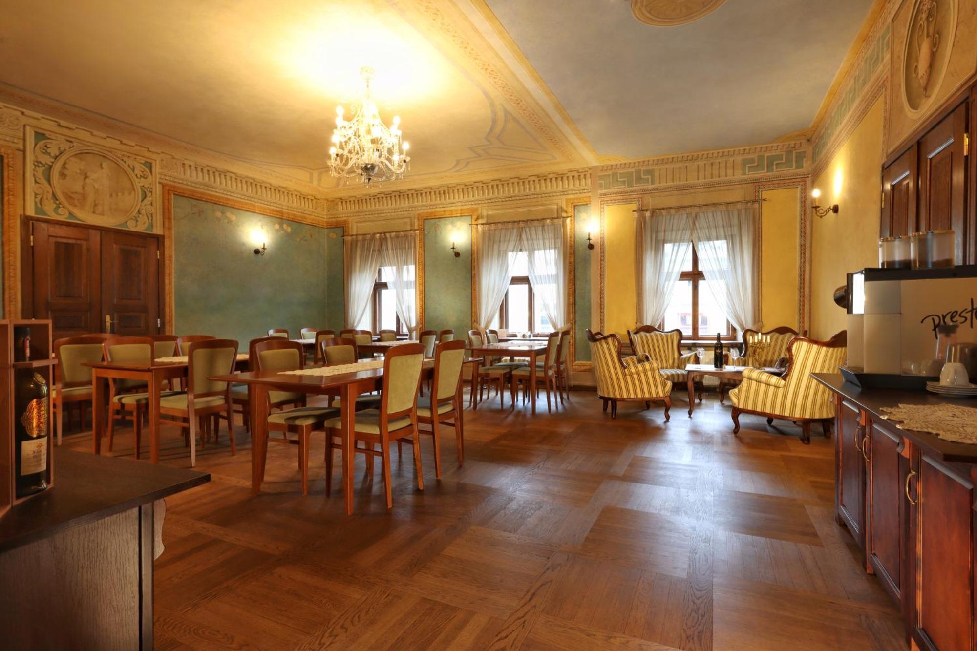Residence 9 Krakow Bagian luar foto