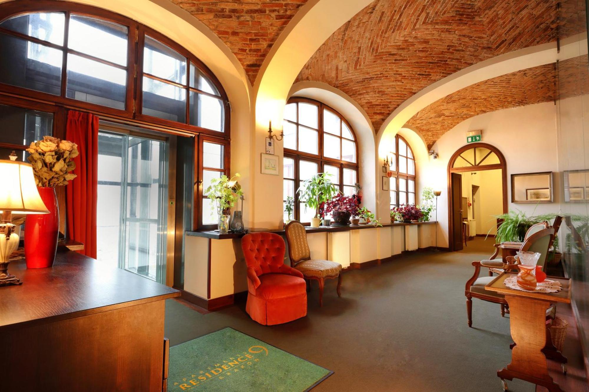 Residence 9 Krakow Bagian luar foto